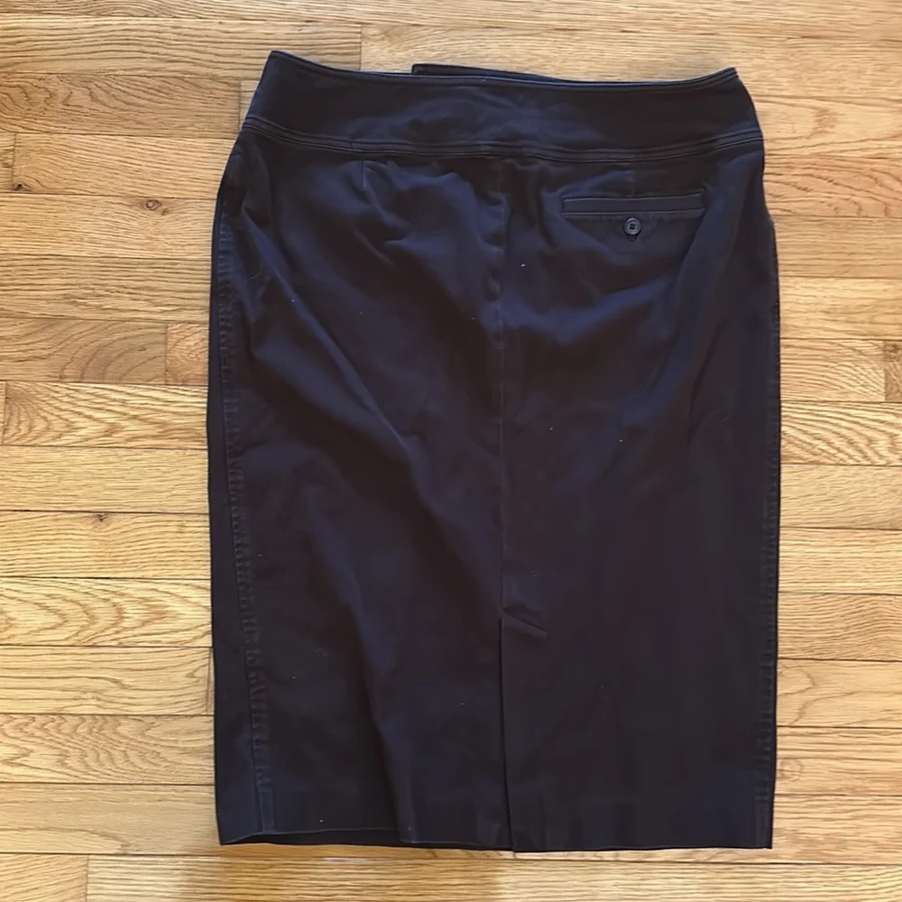 Beautiful brown cotton/elastane Ralph Lauren skirt with leather accents in EUC - Picture 6 of 10